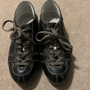 EUC Supremely cool all leather shoe by 28 sport Zapatería Febo